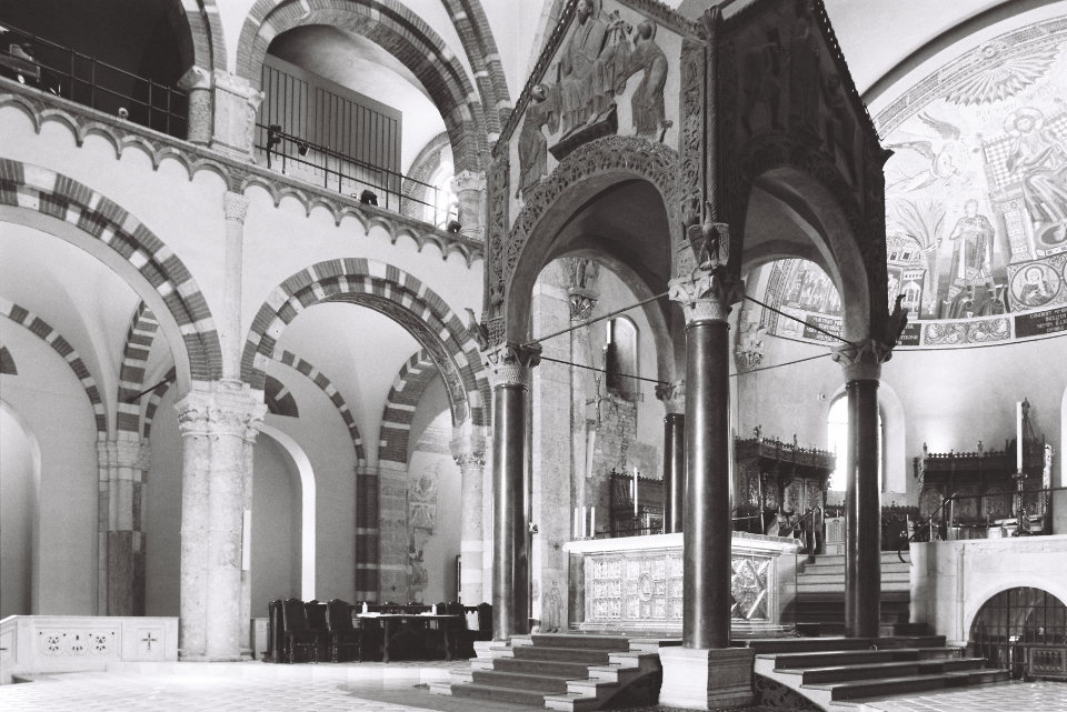 Altar in Sant'Ambrogio Basilica